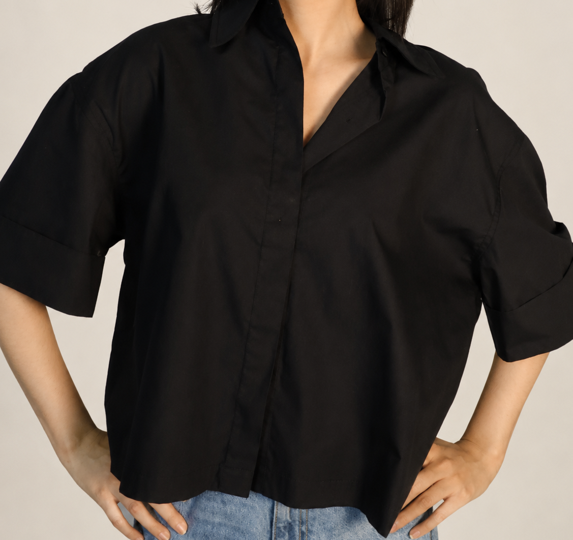 SIREN BLACK COLLAR SHIRT