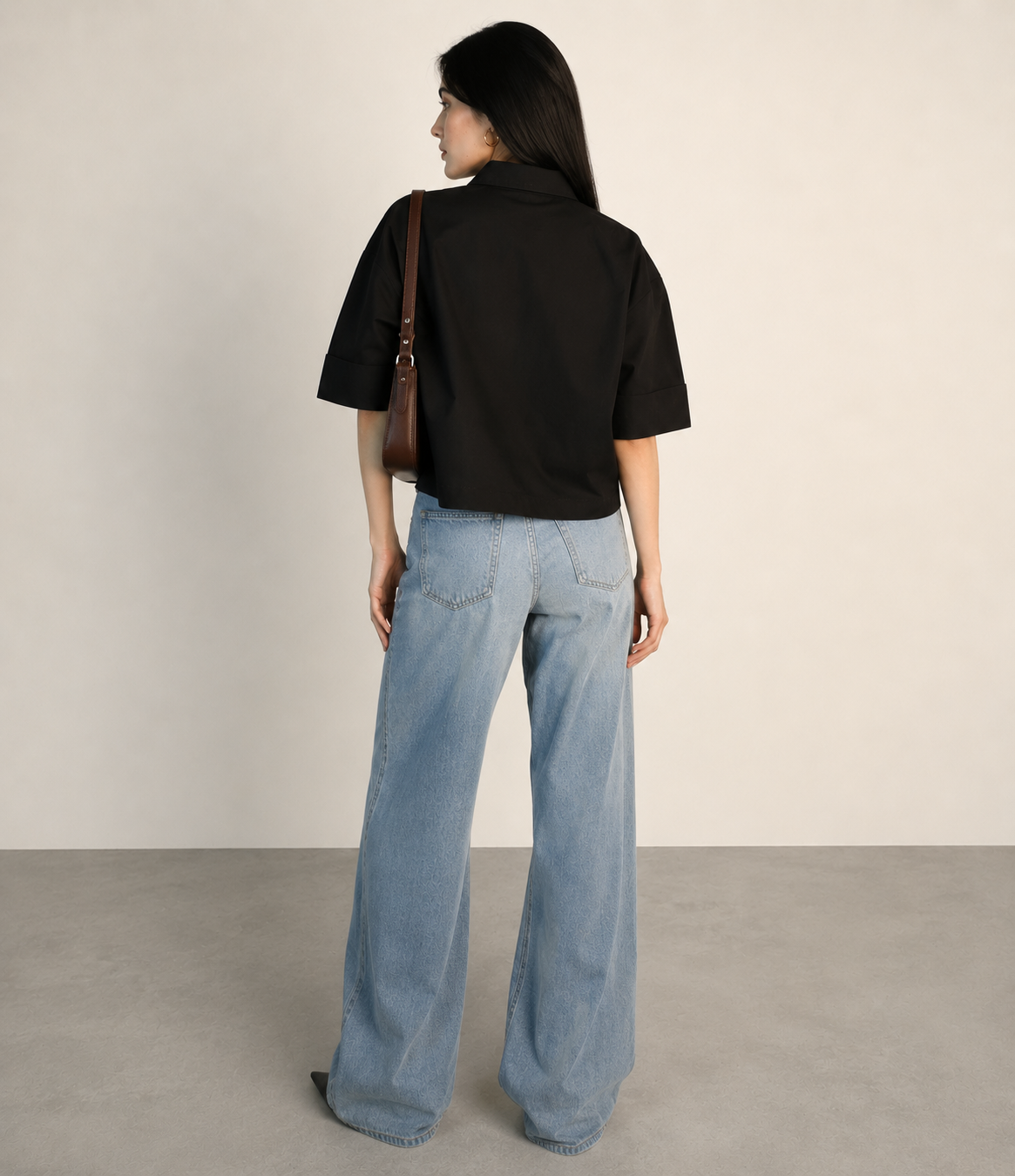 SIREN BLACK COLLAR SHIRT