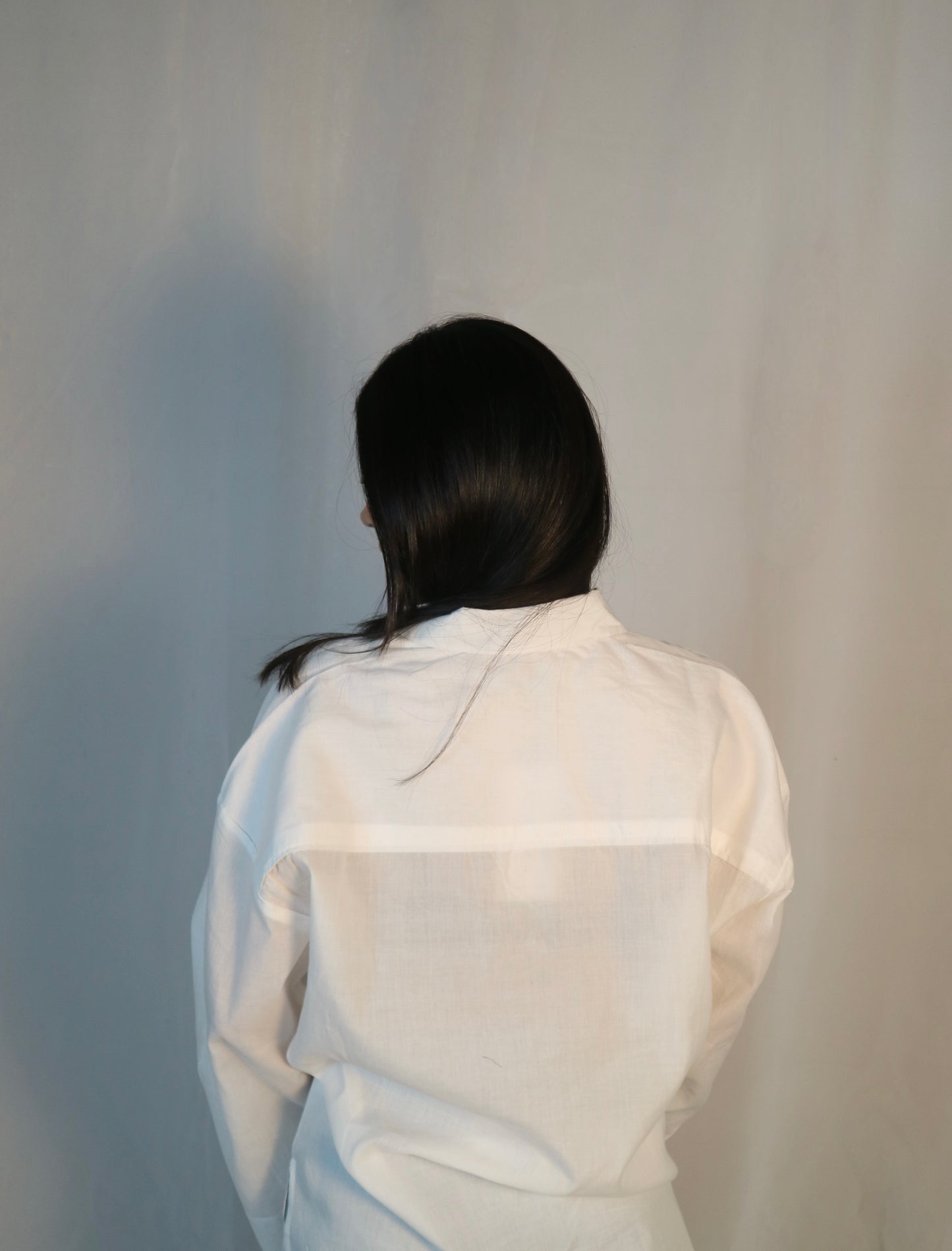 FIONA WHITE COLLAR KIMONO SHIRT