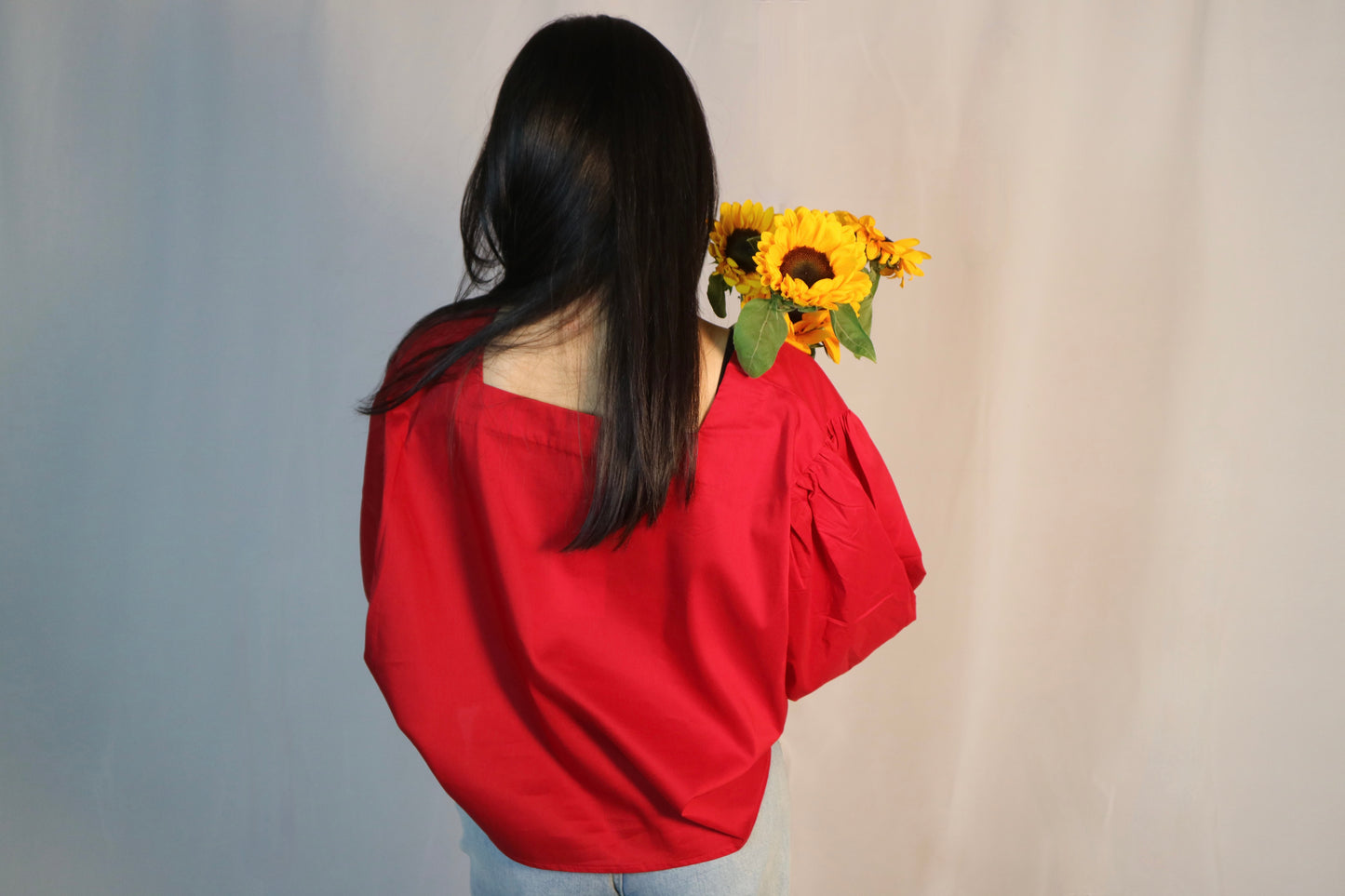 BLOOM RED BALLOON SLEEVES TOP